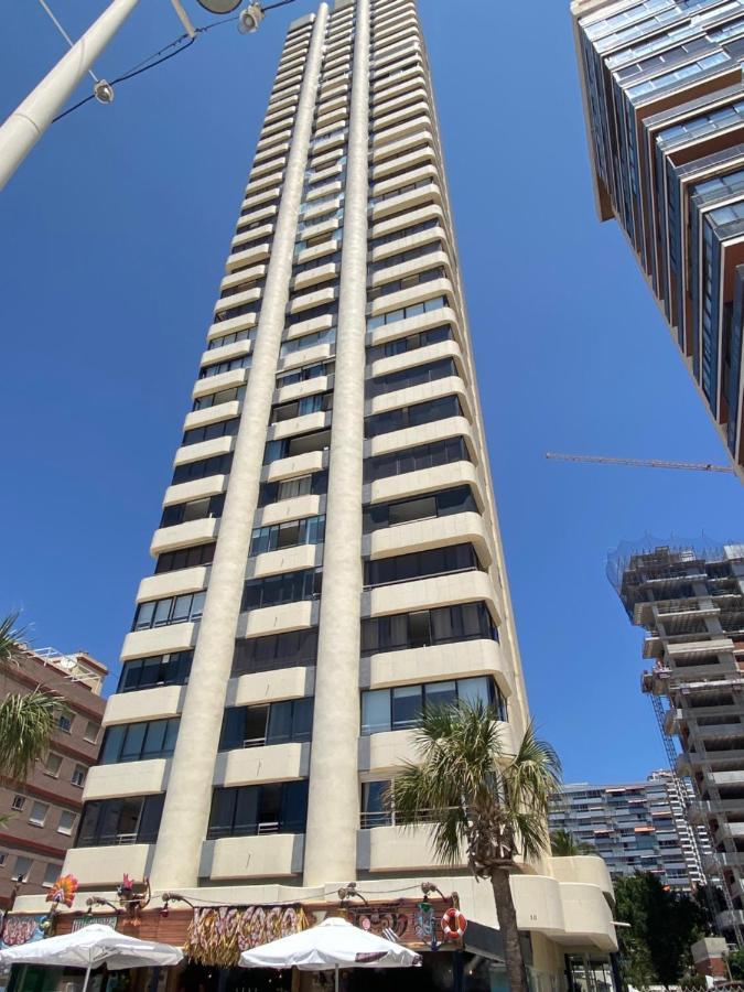 Apartamento Torre Levante 2 Habitaciones Бенидорм Екстериор снимка