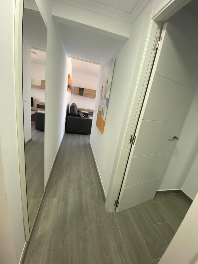 Apartamento Torre Levante 2 Habitaciones Бенидорм Екстериор снимка