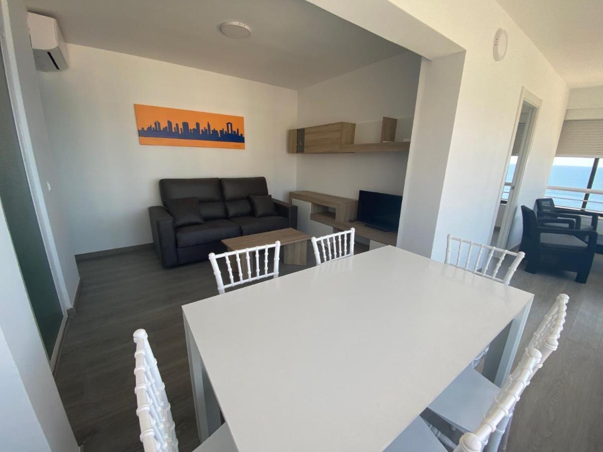 Apartamento Torre Levante 2 Habitaciones Бенидорм Екстериор снимка