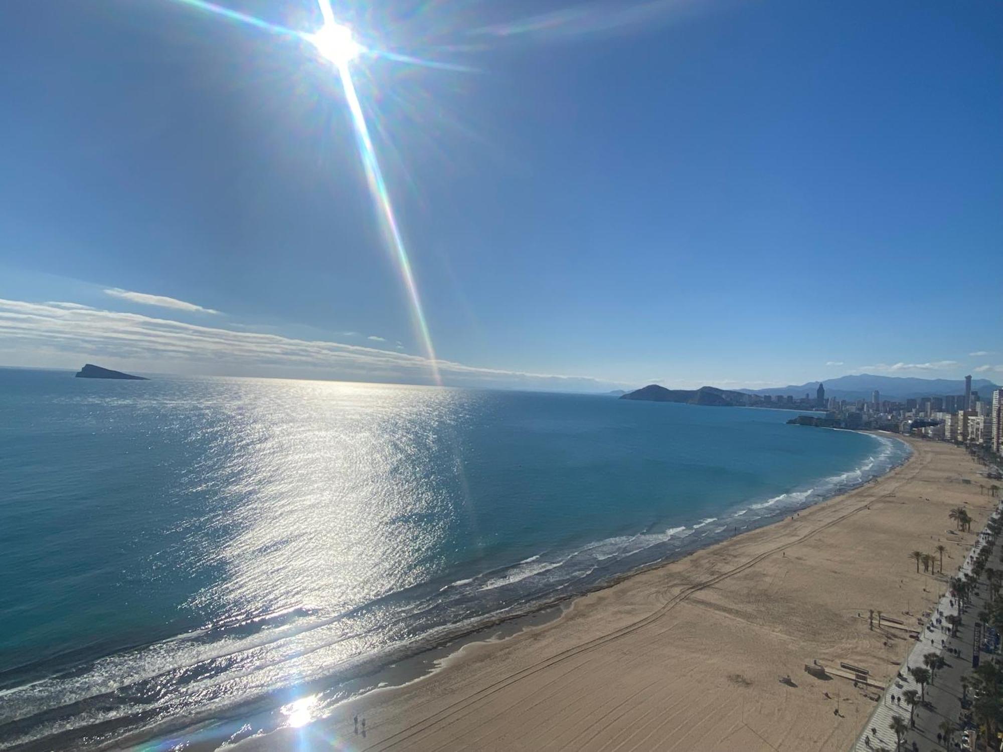 Apartamento Torre Levante 2 Habitaciones Бенидорм Екстериор снимка